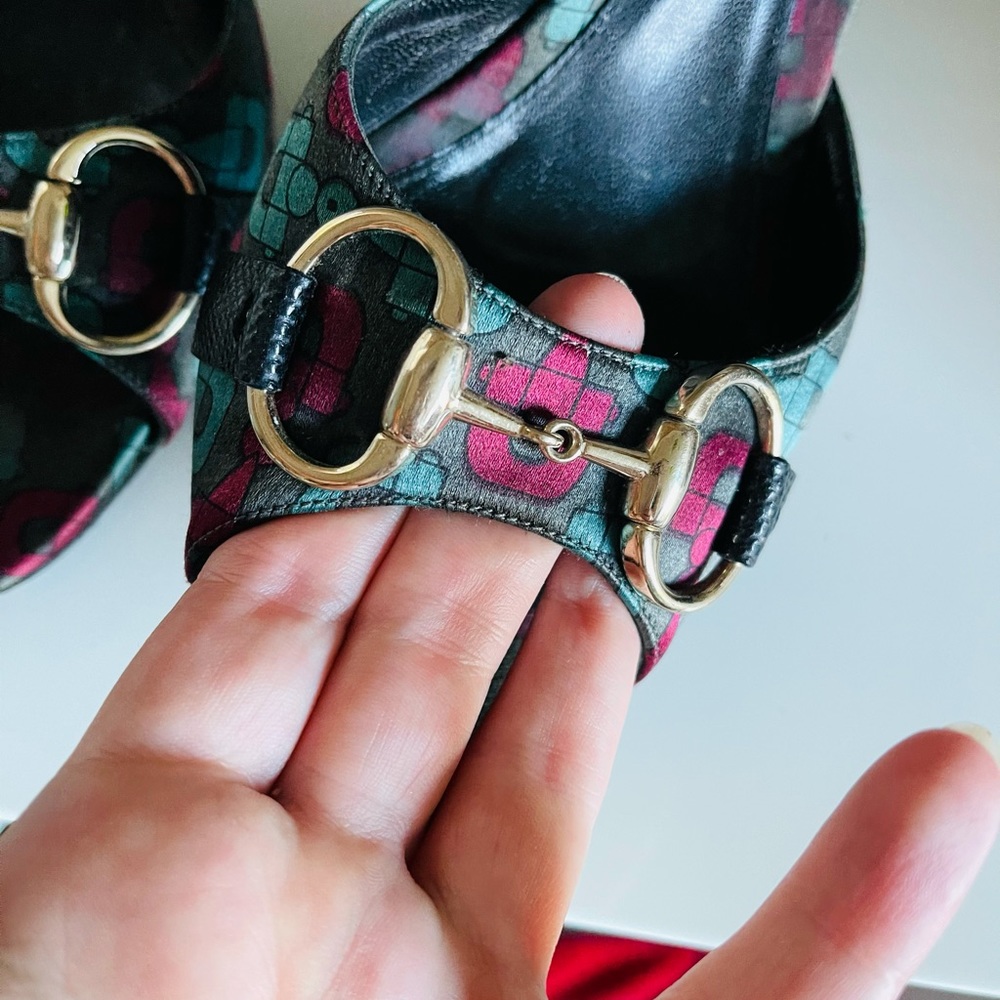 Gucci Horsebit D’Orsay Heels - Picture 13 of 15